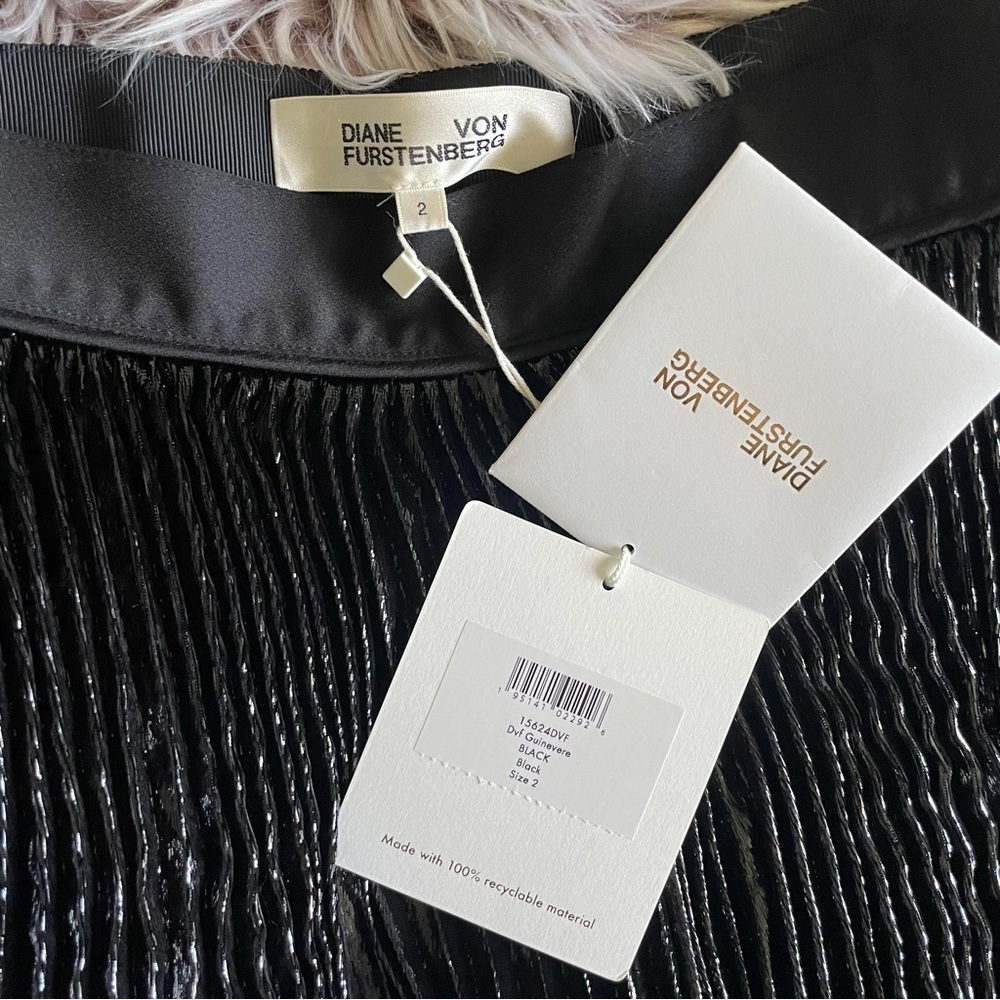 Diane Von Furstenberg Black Pleated Mini Skirt - Picture 6 of 10